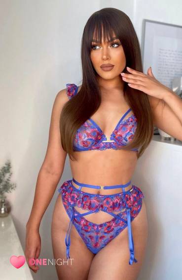 bianca Cairo 22 years old Photo bianca Cairo 22 years old
